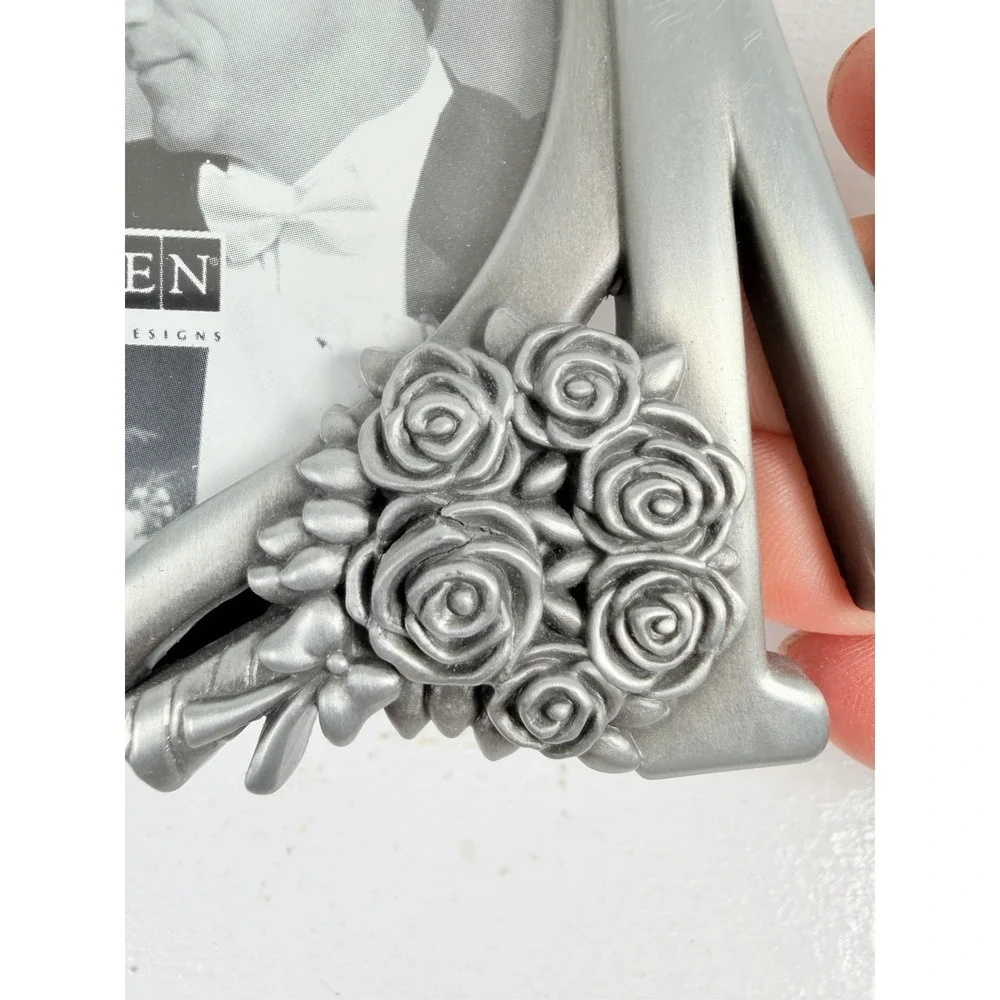 Silver WEDDING PICTURE FRAME MR & MRS metal Mantle Desk Shelf 8